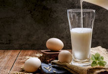 牛奶开封后放冰箱可以放多久