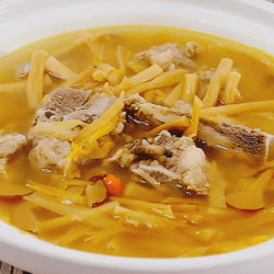 黄花菜排骨汤