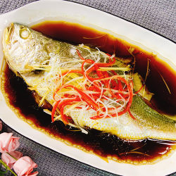  Steamed Yellow Croaker