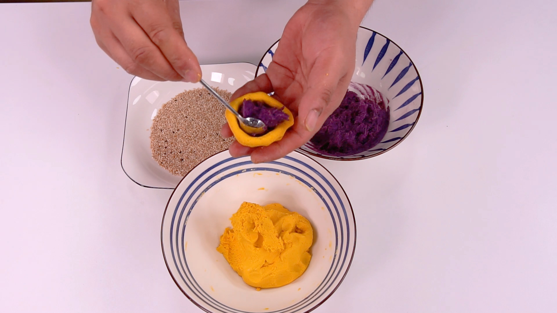 紫薯南瓜饼做法步骤：7