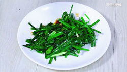 蚕豆炒韭菜花