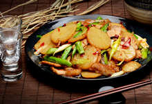 土豆可以和什么一起炒
